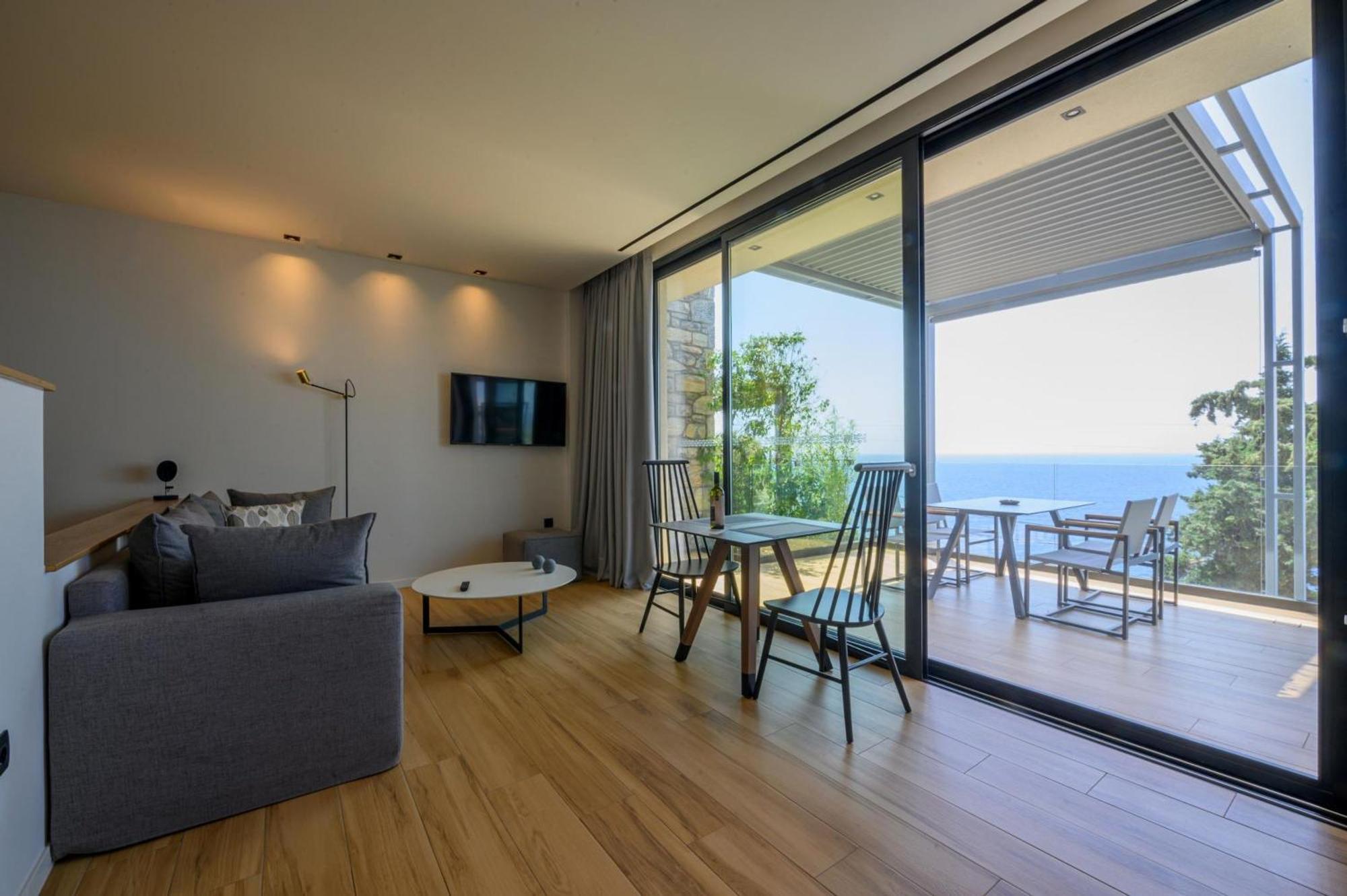Mani Suites Agios Nikolaos  Ngoại thất bức ảnh
